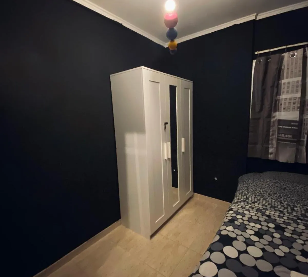 Bed & Breakfast Cozy Room In Shared Apartment - Shared Bathroom Arrecife  Spain